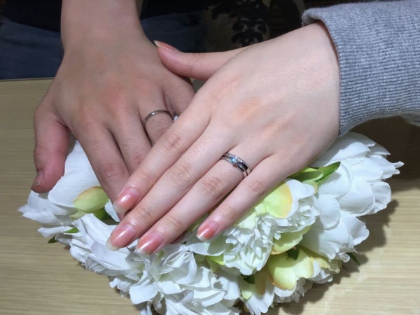 加古郡播磨町より結婚指輪選びにご来店いただきました。