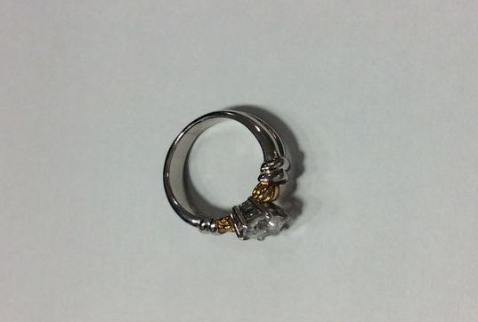 婚約指輪のサイズ直し修理