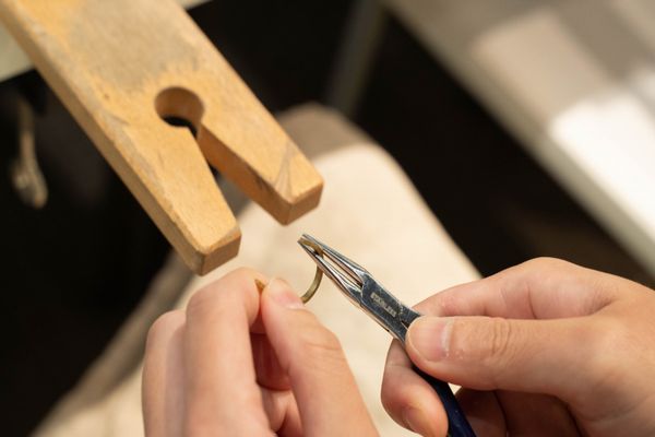 手作り婚約指輪の作製工程