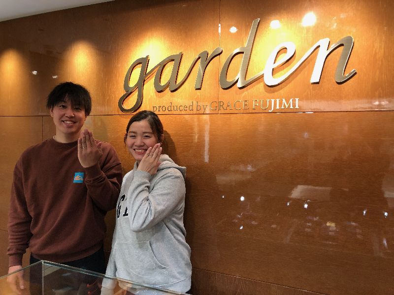 姫路市「gardenオリジナル」の婚約指輪と「IROノHA」の結婚指輪をご成約頂きました