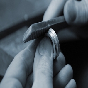 姫路市鍛造製法の結婚指輪