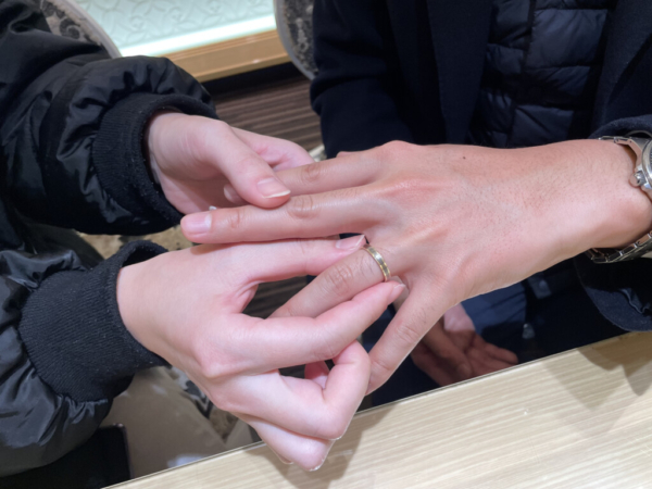 姫路市　「gardenオリジナル」の婚約指輪「FISCHER」の結婚指輪をご成約