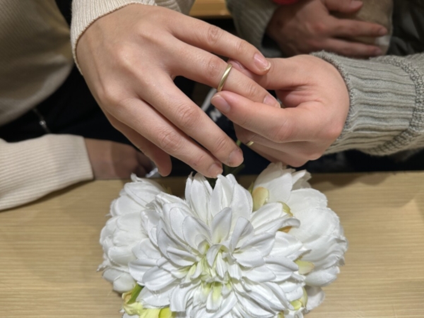 養父市からご来店「Fフィッシャー」の結婚指輪をご成約頂きました