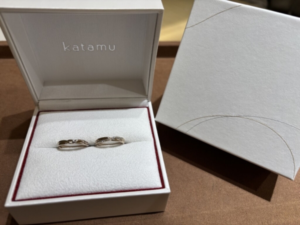 兵庫県揖保郡太子町からご来店「カタム」の結婚指輪をご成約頂きました