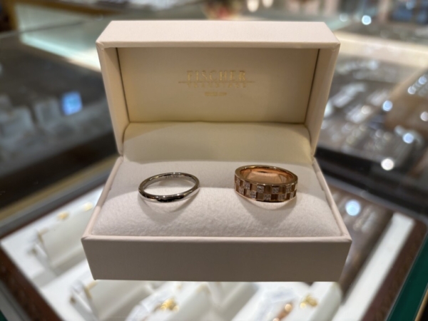 兵庫県姫路市からご来店「フィッシャー・ラパージュ」の結婚指輪をご成約頂きました
