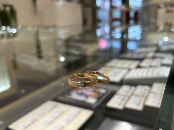 兵庫県たつの市からご来店「フィッシャー」結婚指輪をご成約頂きました