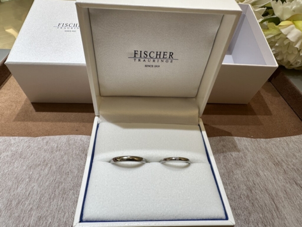 兵庫県姫路市・たつの市からご来店「FISCHER」のマリッジリングをご成約