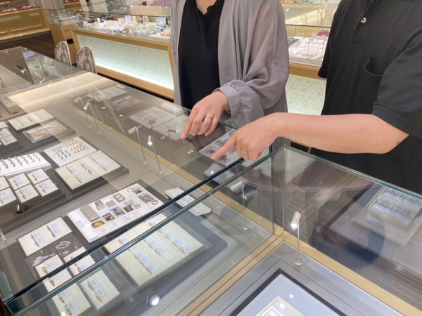 姫路市からご来店 婚約指輪「Littlegarden」結婚指輪「FISCHER」をご成約