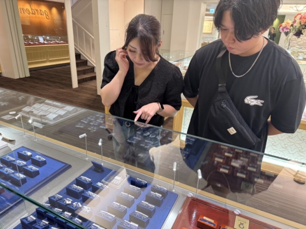姫路市からご来店「IDEAL Plus fort」の結婚指輪をご成約頂きました