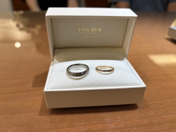 明石市からご来店「FISCHER・GRACE KAMA」のマリッジリングをご成約頂きました