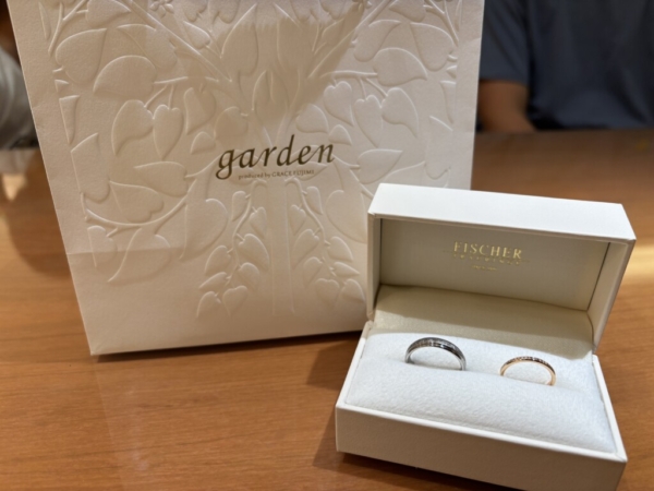 明石市からご来店「FISCHER・GRACE KAMA」のマリッジリングをご成約頂きました