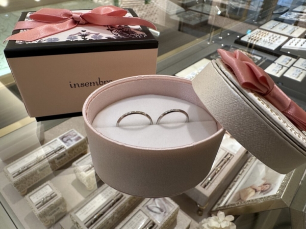 伊丹市加古川市からご来店「insembre」の結婚指輪「gardenｵﾘｼﾞﾅﾙ」の婚約指輪をご成約
