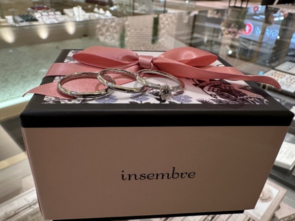 伊丹市加古川市からご来店「insembre」の結婚指輪「gardenｵﾘｼﾞﾅﾙ」の婚約指輪をご成約