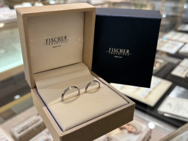 姫路市よりご来店「FISCHER」の結婚指輪・マリッジリングをご成約