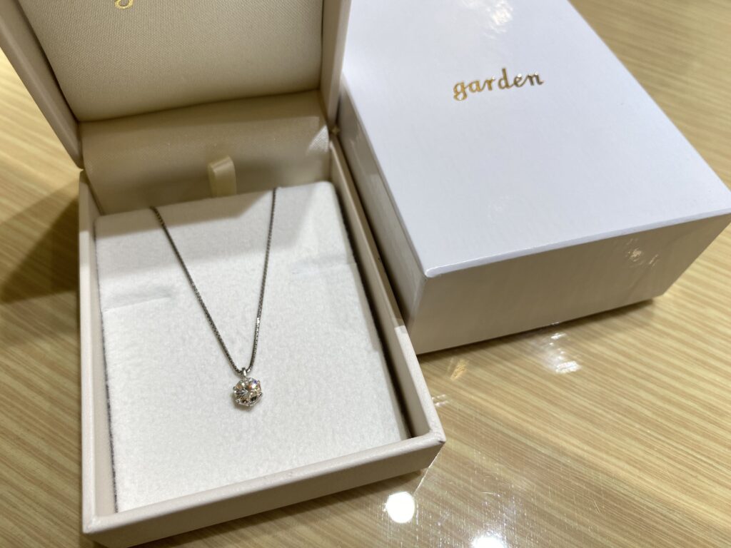 母の指輪を普段使いしやすいネックレスにリフォーム