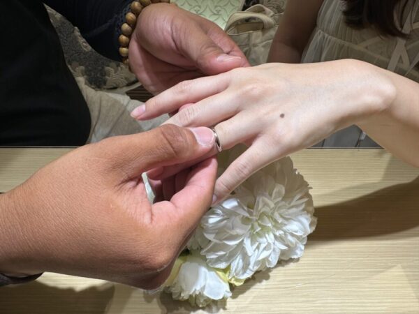 姫路市からご来店「insembre/インセンブレ」のマリッジリングをご成約頂きました