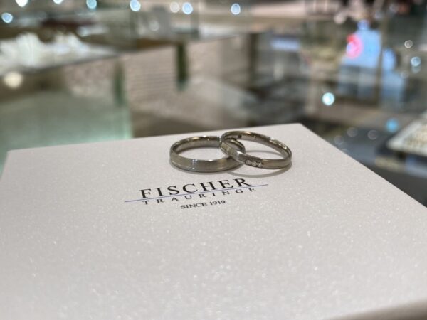 姫路市からご来店「FISCHER/フィッシャー」の結婚指輪をご成約頂きました
